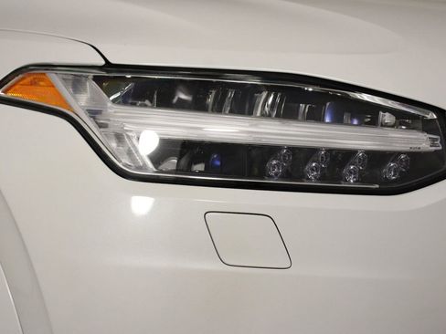 Certified 2023 Volvo XC90 T8 Core w/ Climate Package image 26