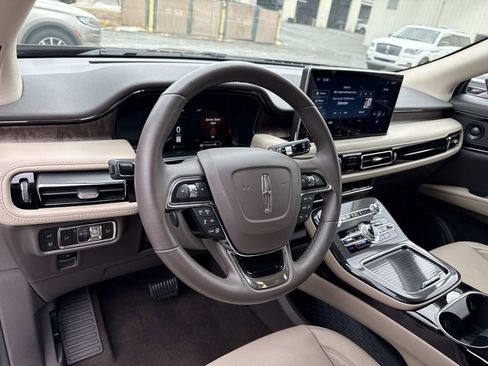 Certified 2023 Lincoln Nautilus Reserve w/ Equipment Group 201A image 33