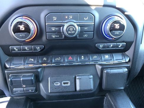 Used 2021 Chevrolet Silverado 1500 LTZ image 18