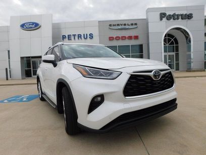 Used 2021 Toyota Highlander Limited