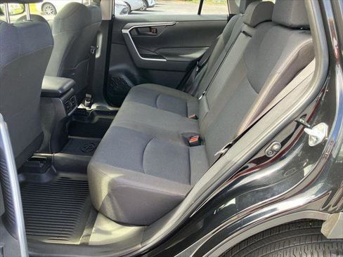 Certified 2025 Toyota RAV4 LE FWD image 22