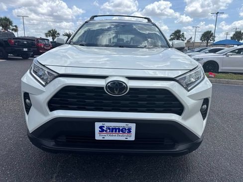 Used 2021 Toyota RAV4 XLE Premium FWD image 6