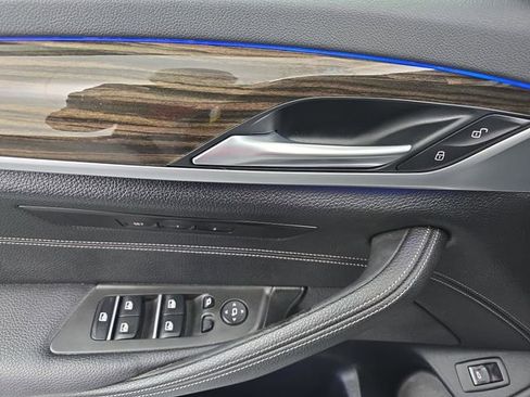 Used 2019 BMW 540i RWD image 25