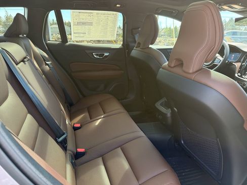 New 2026 Volvo V60 B5 Cross Country Plus w/ Protection Package Premier AWD/4WD image 17
