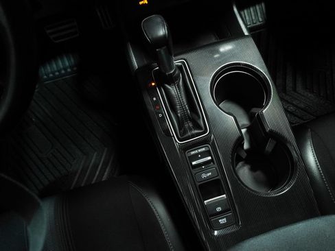 Used 2024 Honda Civic Sport image 18
