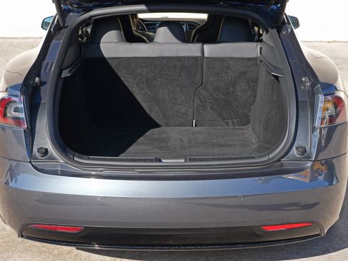 Used 2016 Tesla Model S 90D AWD/4WD image 9