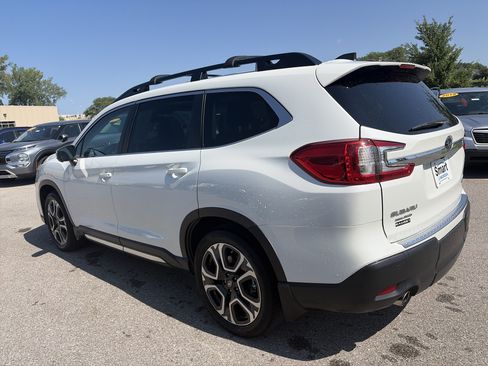 Used 2023 Subaru Ascent Limited w/ Technology Package AWD/4WD image 7