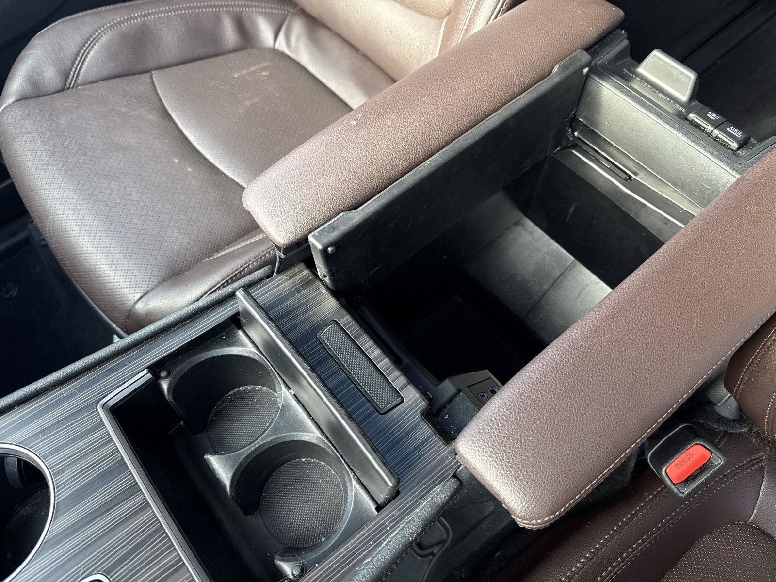 Used 2022 Toyota Sienna Platinum AWD/4WD image 21