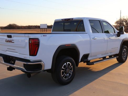 Used 2025 GMC Sierra 2500 SLT w/ Texas SLT Premium Package image 7