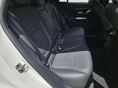 Certified 2026 Mercedes-Benz GLC 300 image 18
