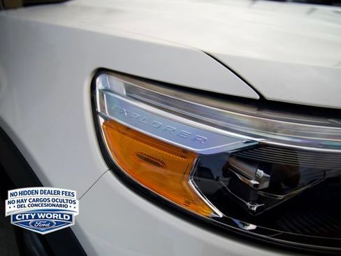 Certified 2023 Ford Explorer XLT w/ Equipment Group 202A AWD/4WD image 8