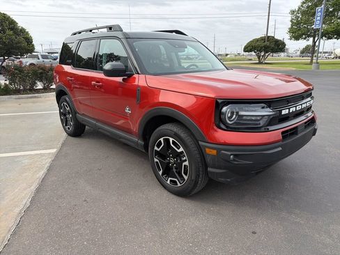 Used 2024 Ford Bronco Sport Outer Banks w/ Tech Package AWD/4WD image 7