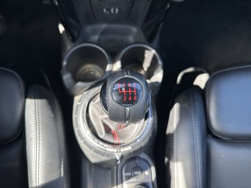 Used 2015 MINI Cooper S FWD image 19
