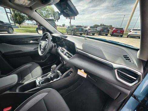 Used 2026 Chevrolet TrailBlazer LS w/ LS Confidence Package FWD image 28