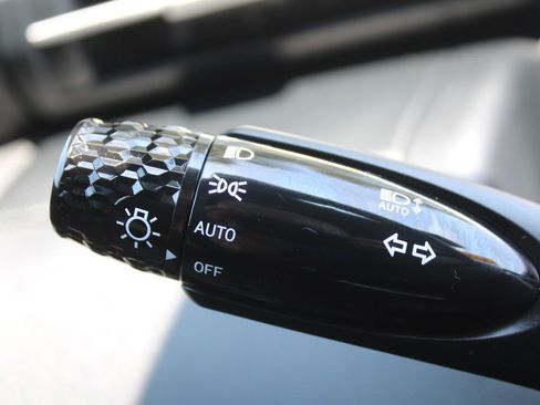 Used 2023 Hyundai Santa Cruz SEL Premium AWD/4WD image 28