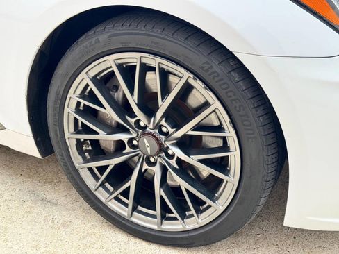 Used 2018 Genesis G80 3.3T Sport image 38