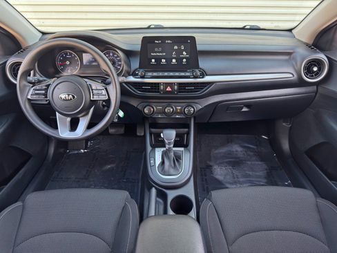 Used 2021 Kia Forte LXS FWD image 11