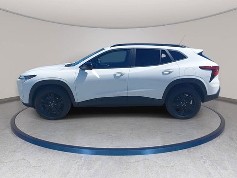 Used 2025 Chevrolet Trax ACTIV w/ Driver Confidence Package FWD image 8