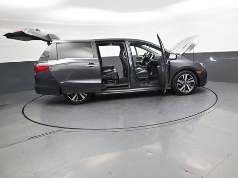 Used 2023 Honda Odyssey Touring image 48