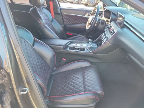 Certified 2023 Genesis G70 3.3T w/ Sport Prestige Package image 18