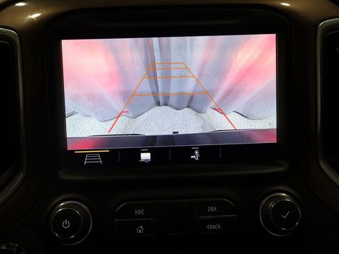 Used 2019 Chevrolet Silverado 1500 High Country image 28