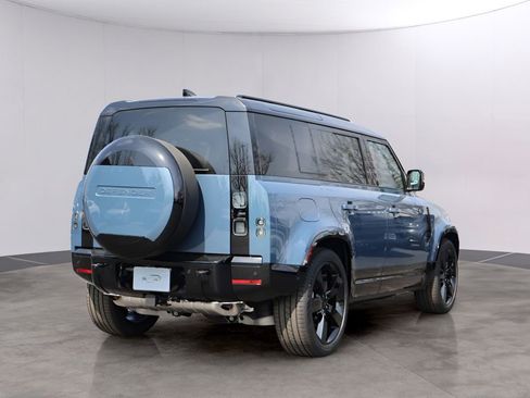 New 2026 Land Rover Defender 110 X-Dynamic SE AWD/4WD image 7