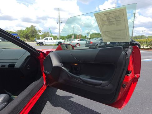 Used 1996 Chevrolet Corvette Coupe RWD image 10