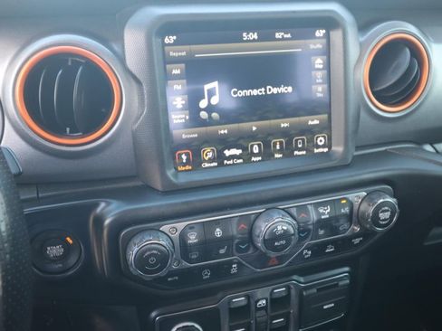 Used 2021 Jeep Gladiator Mojave AWD/4WD image 20