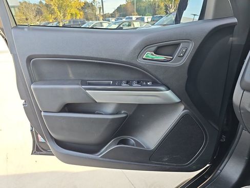 Used 2022 Chevrolet Colorado ZR2 image 32