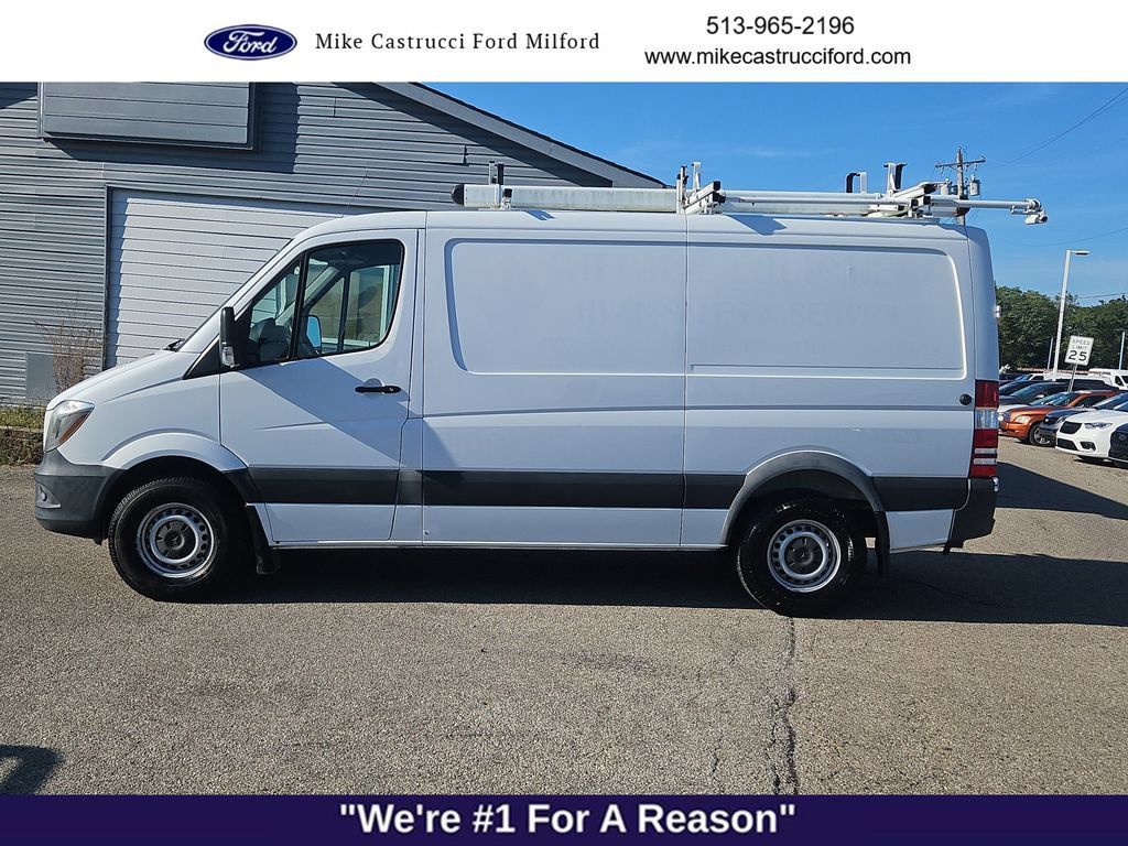 Used 2017 Mercedes-Benz Sprinter 2500 image 2