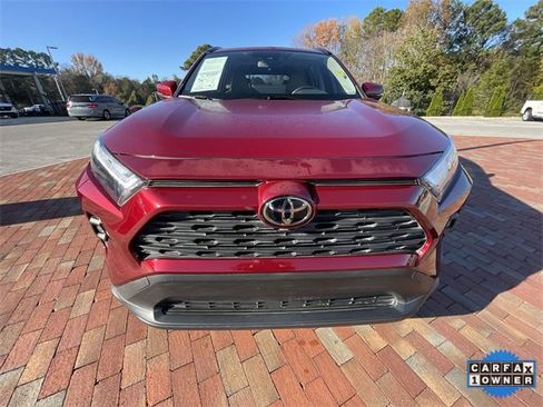 Used 2023 Toyota RAV4 XLE Premium image 28