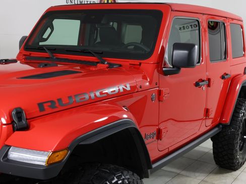 Used 2025 Jeep Wrangler Unlimited Rubicon AWD/4WD image 48