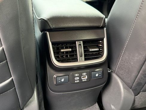 Certified 2025 Subaru Outback Limited AWD/4WD image 15