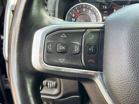Used 2023 RAM 1500 Laramie AWD/4WD image 34
