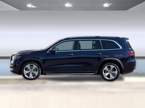Used 2022 Mercedes-Benz GLS 450 4MATIC image 2