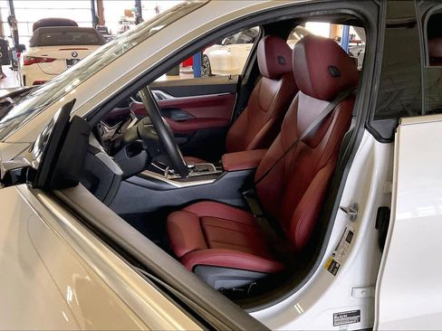 Certified 2024 BMW i4 eDrive35 w/ Premium Package image 8