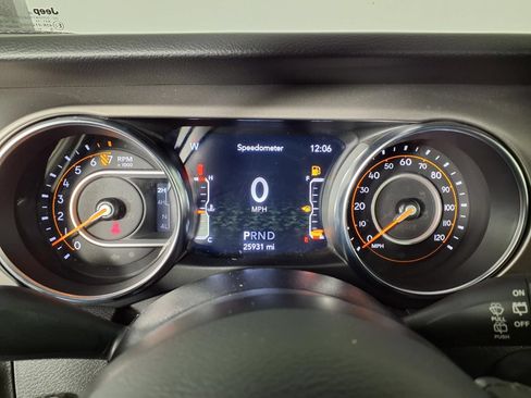 Used 2022 Jeep Wrangler Unlimited Sport AWD/4WD image 31