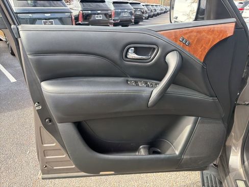 Used 2019 INFINITI QX80 Luxe w/ Cargo Package image 20