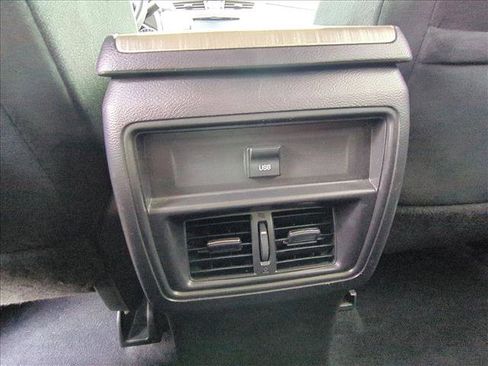 Used 2018 Nissan Murano S image 15