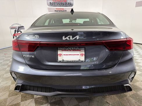 Used 2024 Kia Forte LXS FWD image 4