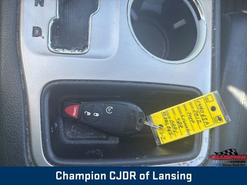 Used 2012 Jeep Grand Cherokee Laredo image 35