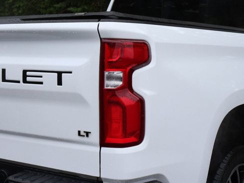 Certified 2024 Chevrolet Silverado 1500 LT Trail Boss w/ Convenience Package II AWD/4WD image 10