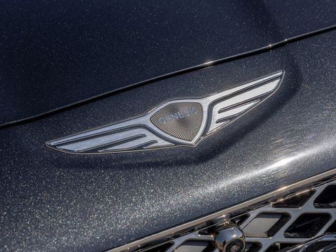 Used 2026 Genesis G70 2.5T Prestige RWD image 4