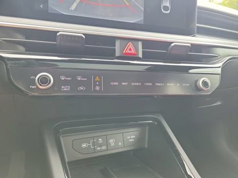 Certified 2025 Kia K5 GT-Line w/ GT-Line Premium Package FWD image 24