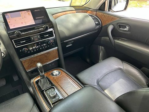Used 2022 Nissan Armada SL AWD/4WD image 11