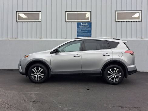 Used 2017 Toyota RAV4 LE w/ All Weather Liner Package AWD/4WD image 2