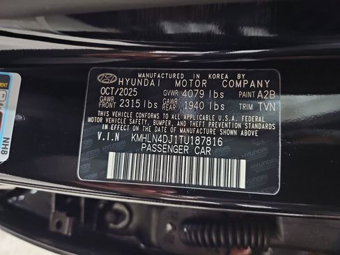 New 2026 Hyundai Elantra Limited image 34