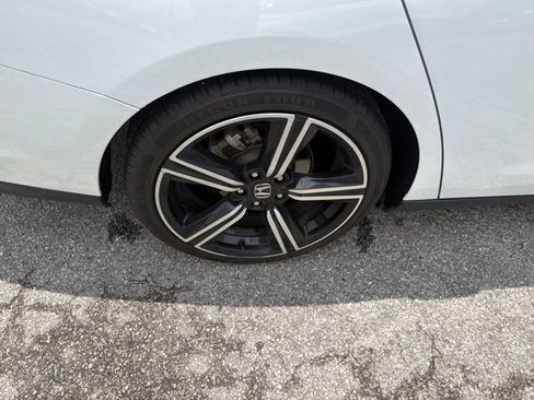 Used 2023 Honda Accord Sport image 6