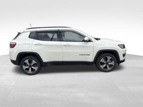 Used 2020 Jeep Compass Latitude w/ Popular Equipment Group image 39