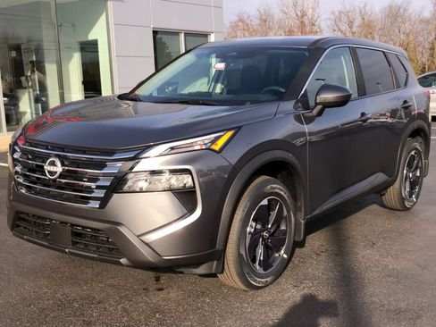 New 2026 Nissan Rogue SV w/ Cold Weather Package image 4